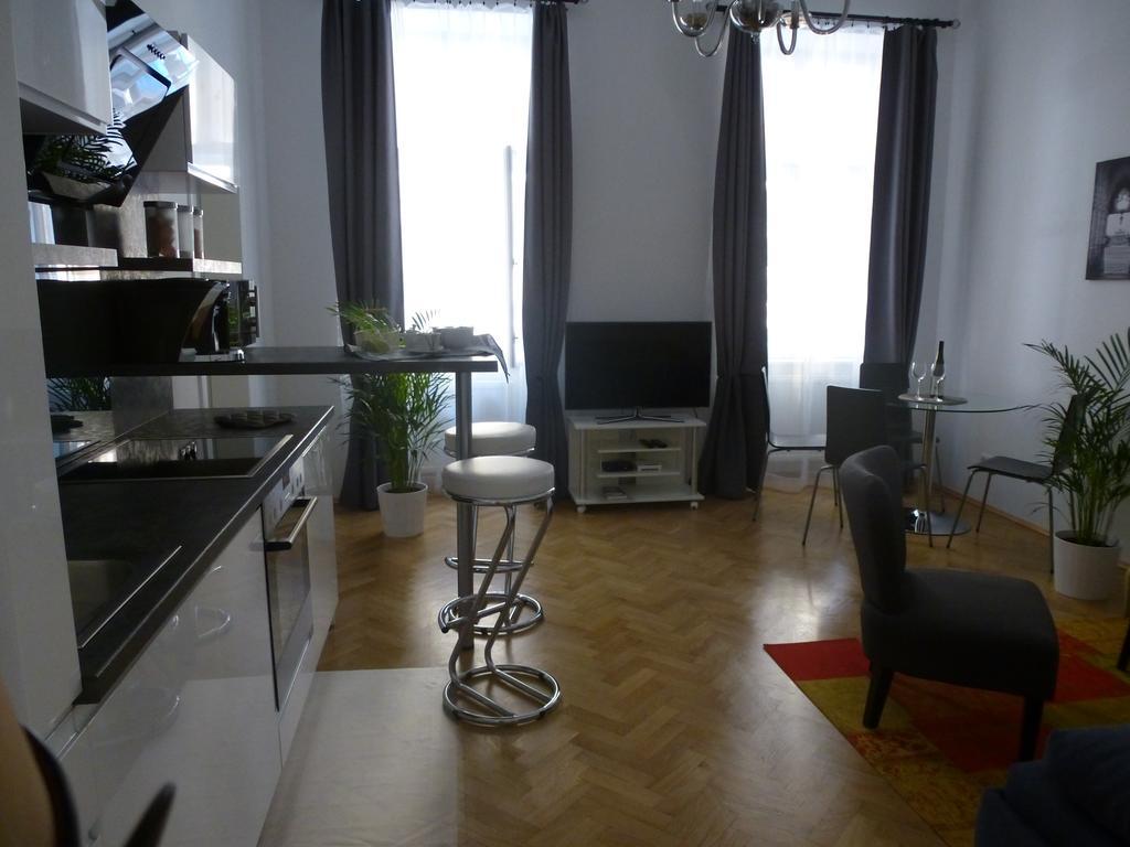 Charming Viennese Home Esterno foto